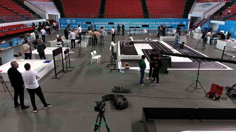 MEB Robot Yarışması için hummalı çalışmalar sürüyor