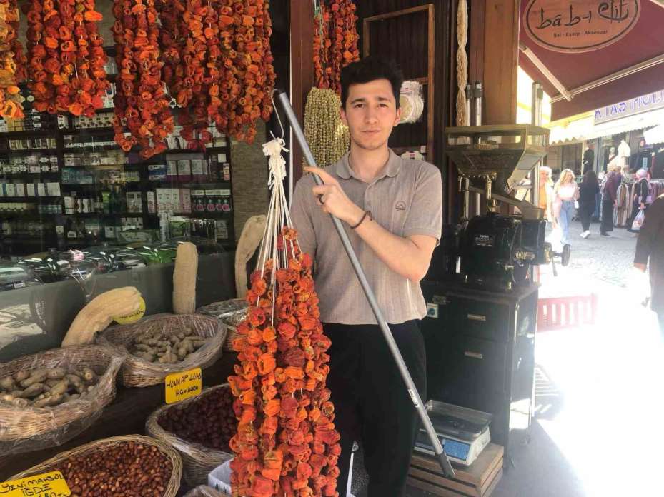 Kuru meyve ve sebzeye her mevsim talep var