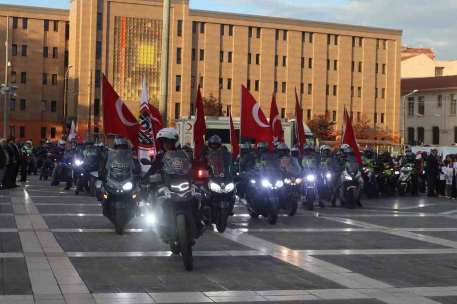 Türk Silahlı Kuvvetlerini Güçlendirme Vakfı dev kortejle tanıtıldı