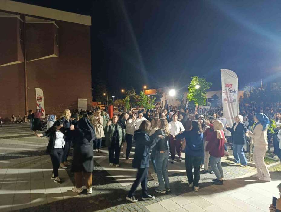 ’Gençlik Konseri’nde büyük coşku yaşandı