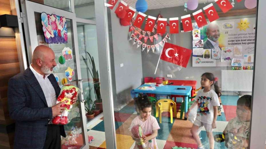 Başkan Çolakbayrakdar: "Evlatlarımıza kitapla nefes aldıracak bir mekân daha kazandırdık"