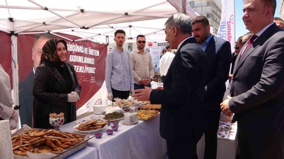 Yozgat’ta en lezzetli ‘anne kurabiyesi’ yarıştı