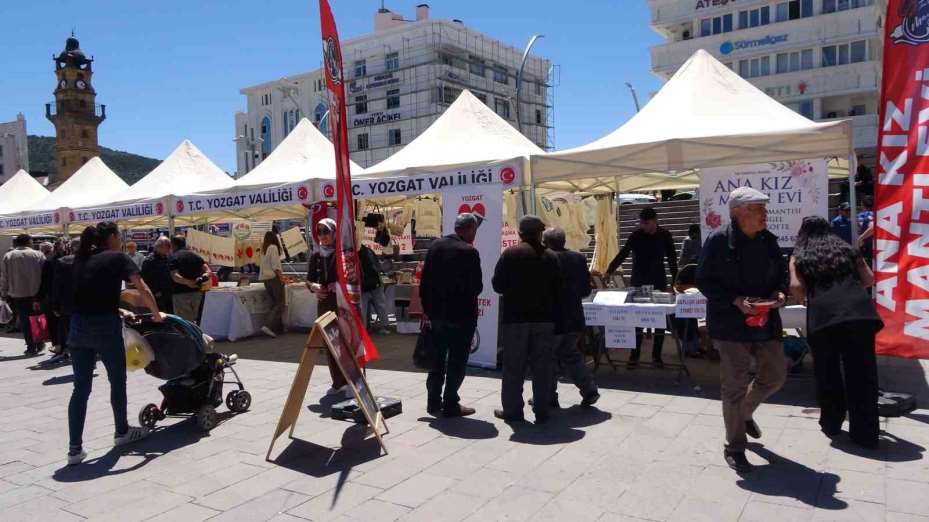 Yozgat’ta en lezzetli ‘anne kurabiyesi’ yarıştı