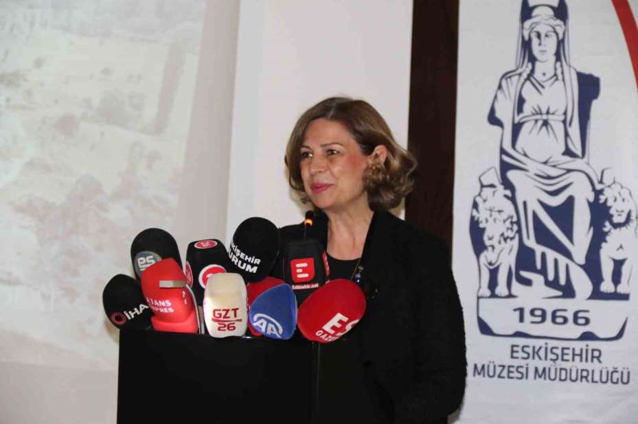 5 Bin yıllık ekmek Halk Ekmek tezgahlarında