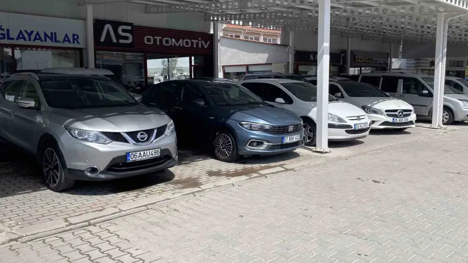 Otomotiv sektöründe talepler her geçen gün azalıyor