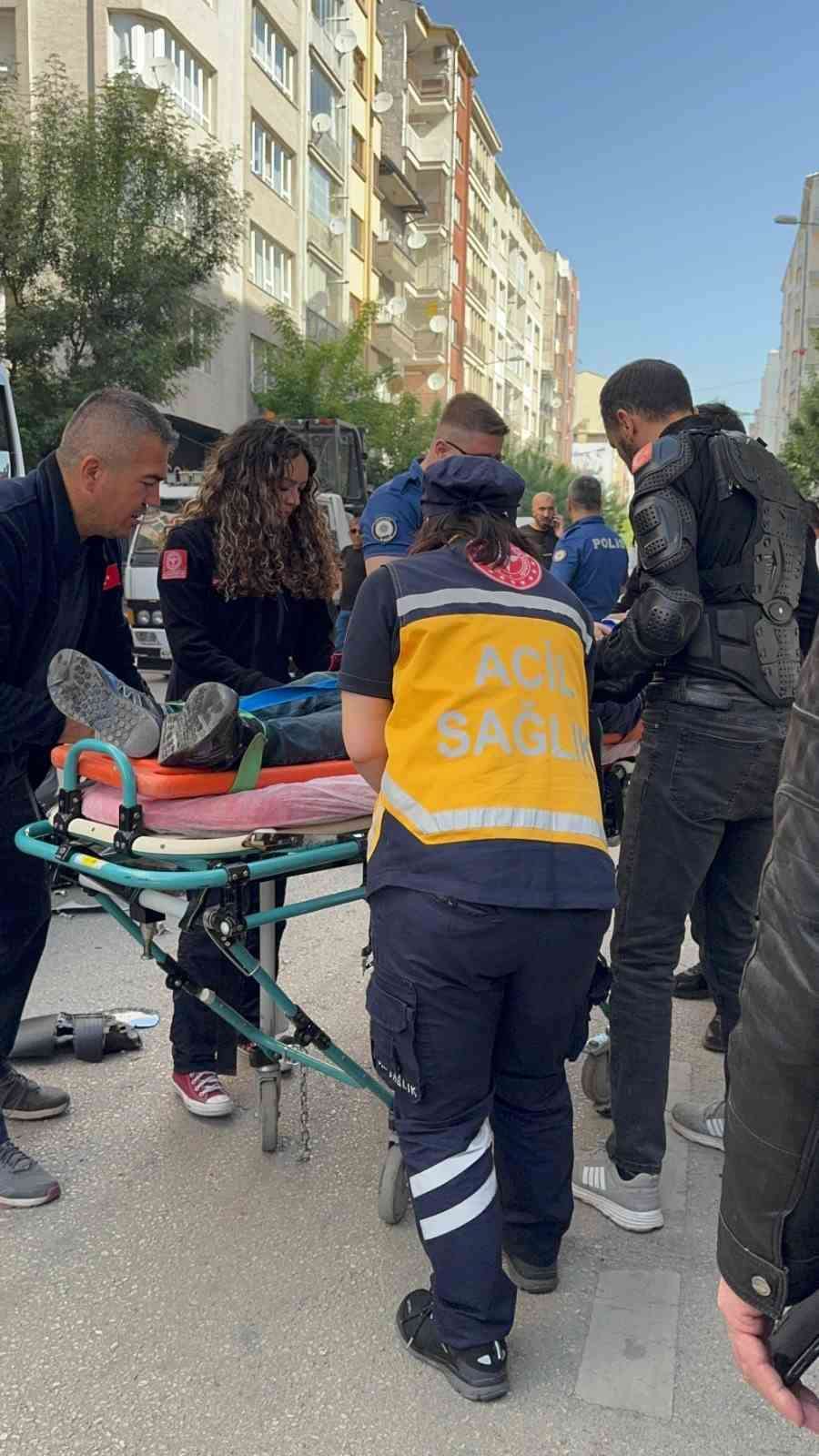 Eskişehir’deki trafik kazasında motosiklet sürücüsü yaralandı