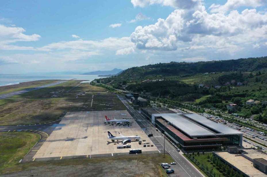 Bakan Uraloğlu: "Ordu-Giresun Havalimanı, bölgenin ekonomik, turistik ve sosyal gelişimini destekleyen bir cazibe merkezidir"