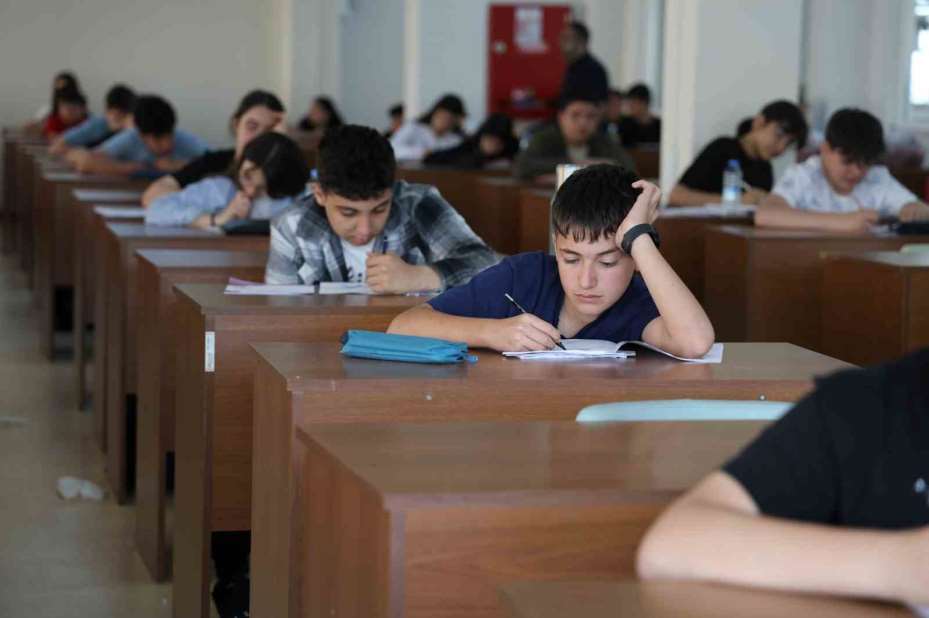 Uzmanı uyardı, bu cümleler öğrencinin motivasyonunu düşürüyor