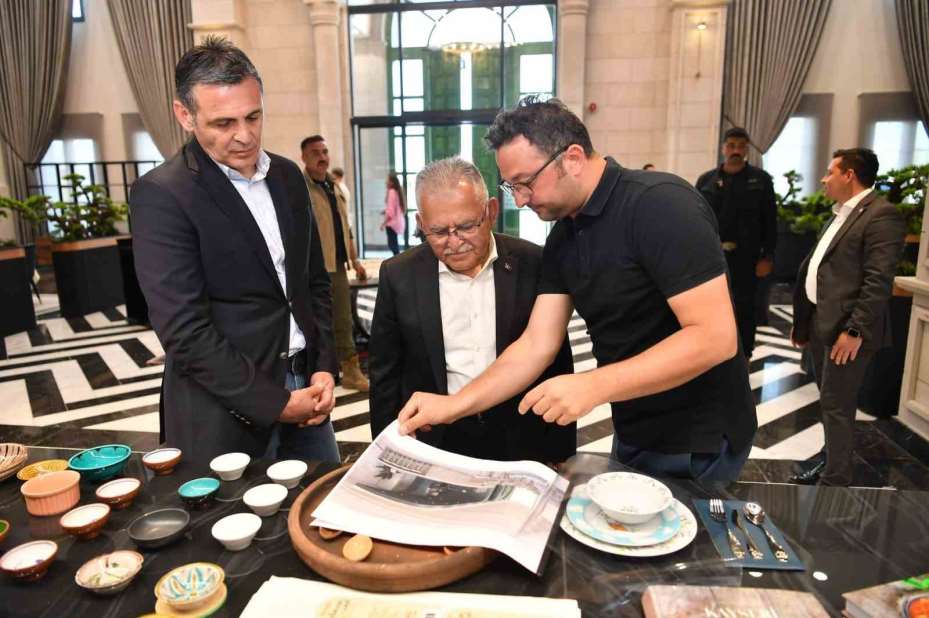 Başkan Büyükkılıç, Mutfak Sanatları Merkezi’nde vatandaşlarla buluştu