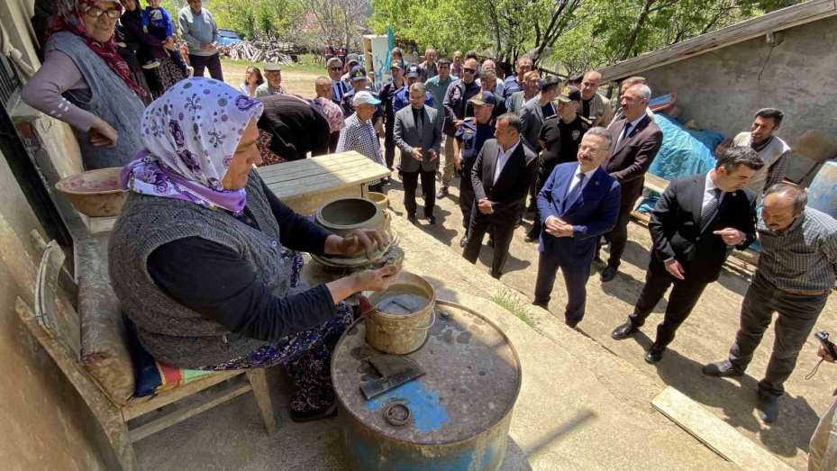 Vali Aksoy Mihalıççık İlçesi’ni ziyaret etti