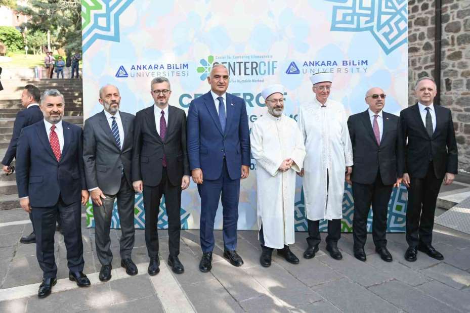 Türkiye’de bir ilk: İslamofobi ile Mücadele Merkezi ve Enstitüsü açıldı
