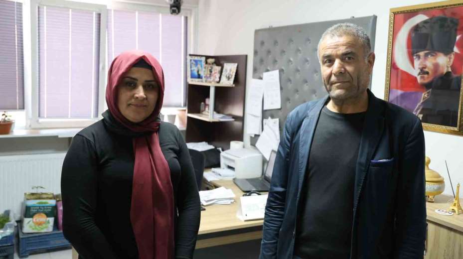 Kırşehir’in en büyük mahallesinin muhtarı göz dolduruyor