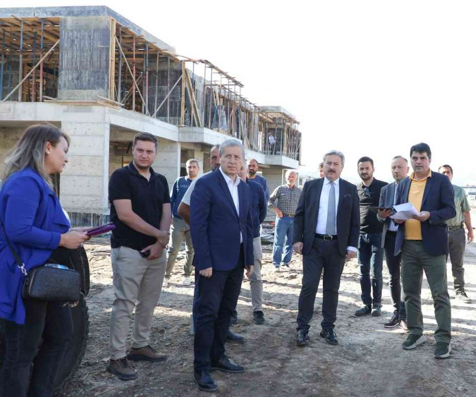 Örnek bir yaşam alanı Melikgazi’de hızla yükseliyor