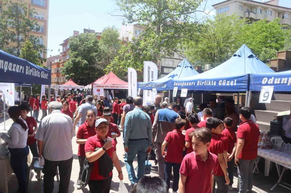 Türk Silahlı Kuvvetlerini Güçlendirme Vakfı hayır panayırı düzenledi
