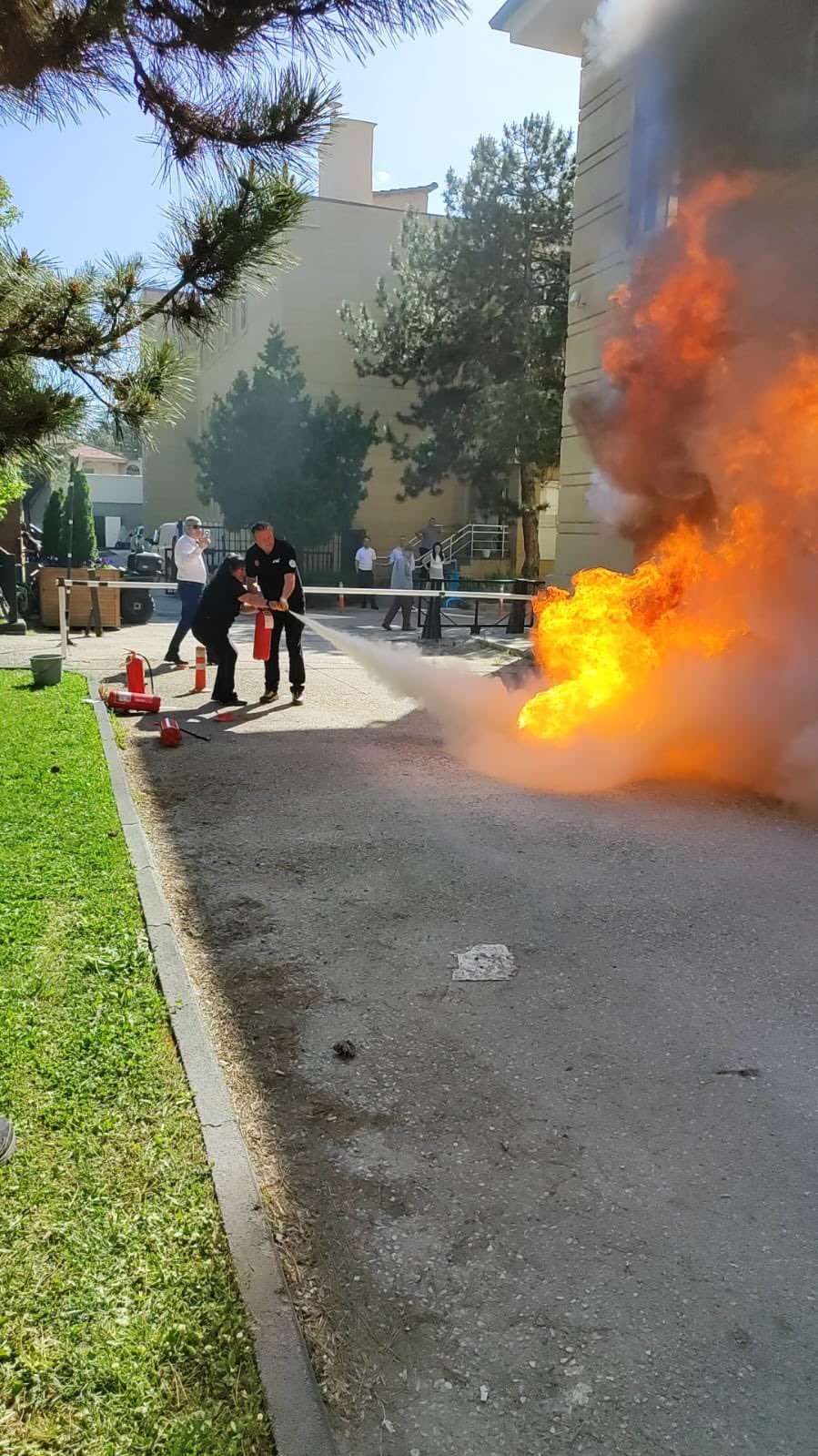 Eskişehir Valiliği personeline yangın farkındalık eğitimi
