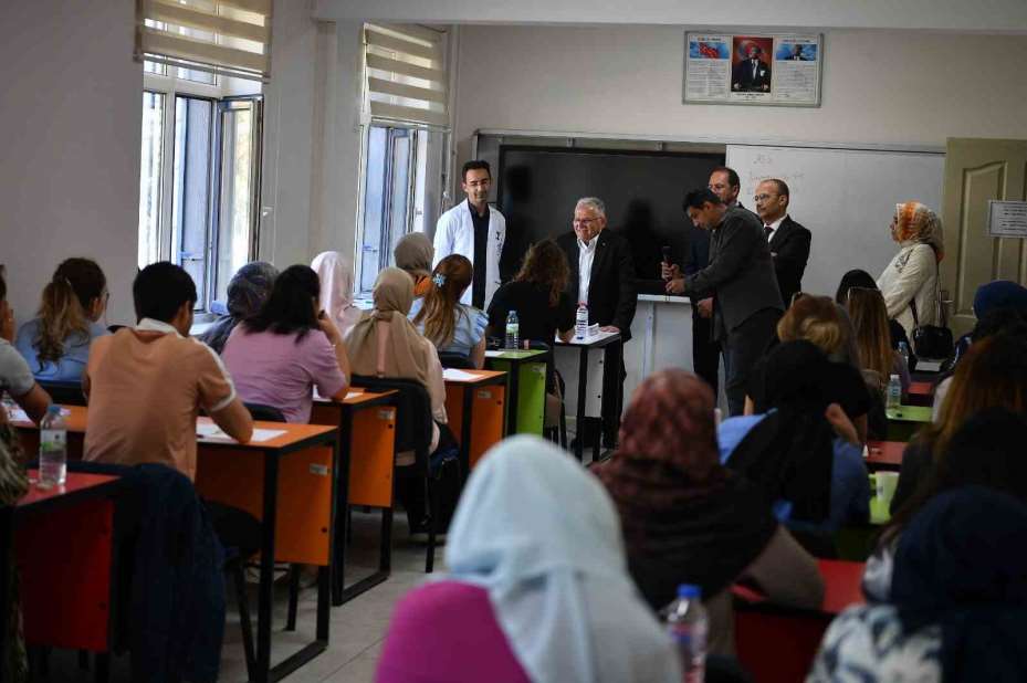 Başkan Büyükkılıç, KAYMEK AGS Kursu öğrencileri ile buluştu