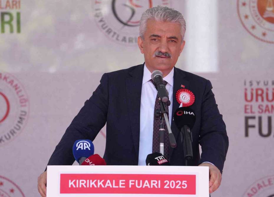 Kırıkkale’de "İşyurtları Ürün ve El Sanatları Fuarı" açıldı