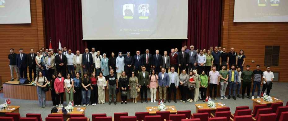 KAYÜ’de, ’İngiliz Hristiyan Siyonizmi ve Filistin Meselesinin Oluşumu’ konulu konferans düzenlendi