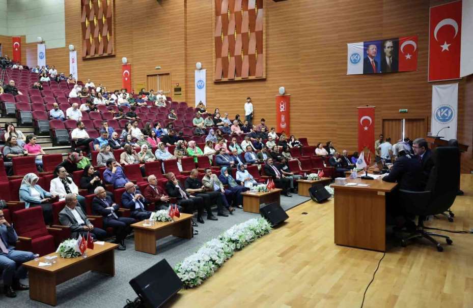 KAYÜ’de, ’İngiliz Hristiyan Siyonizmi ve Filistin Meselesinin Oluşumu’ konulu konferans düzenlendi