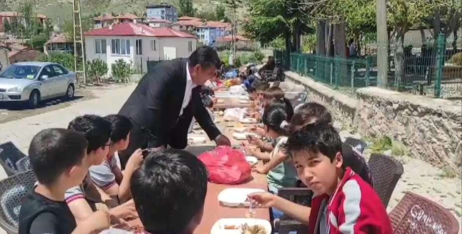 Yozgat’ta bu kez yağmur duasına değil ’Şükür’ duasına çıktılar