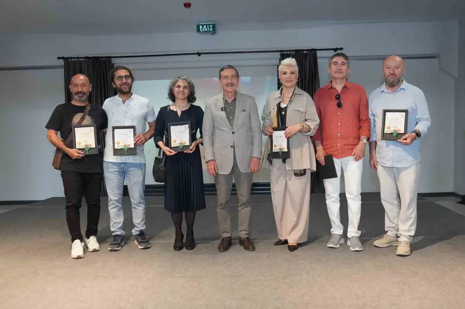 Geri dönüşüm oluşum sergisi açıldı