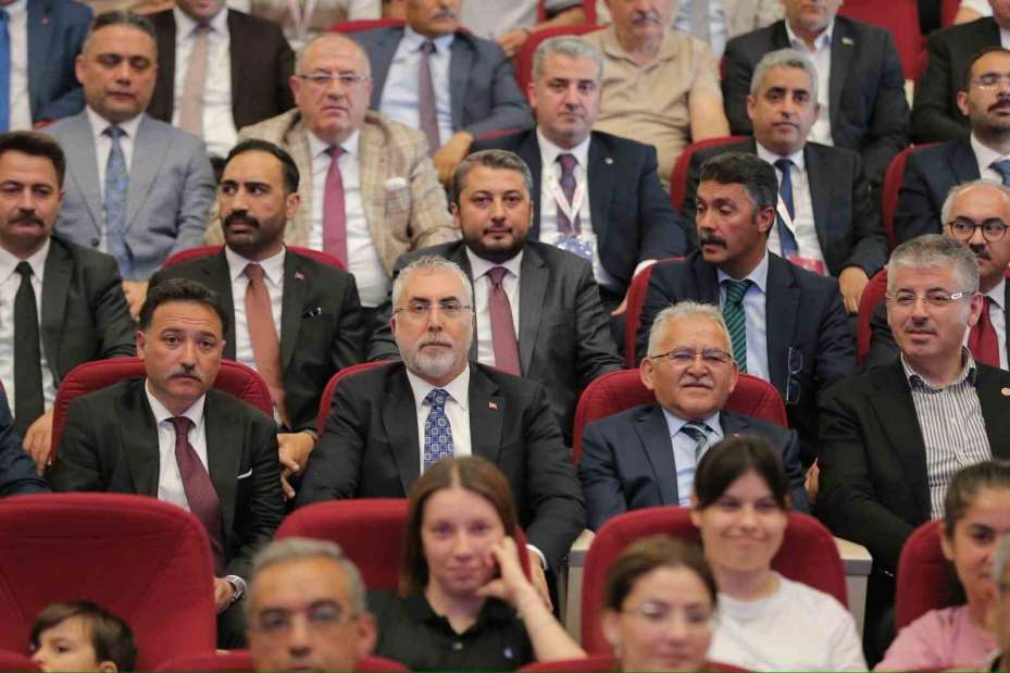 Başkan Büyükkılıç, Bakan Işıkhan ile İş Sağlığı Ve Güvenliği Fuarı Açılış Töreni’ne katıldı