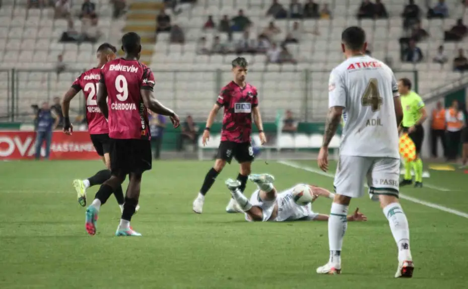 Trendyol Süper Lig: Konyaspor: 1 - Alanyaspor: 2 (Maç Sonucu)