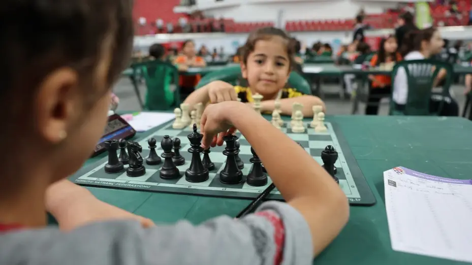 Kocasinan’da Okul Sporları Satranç Turnuvası başladı
