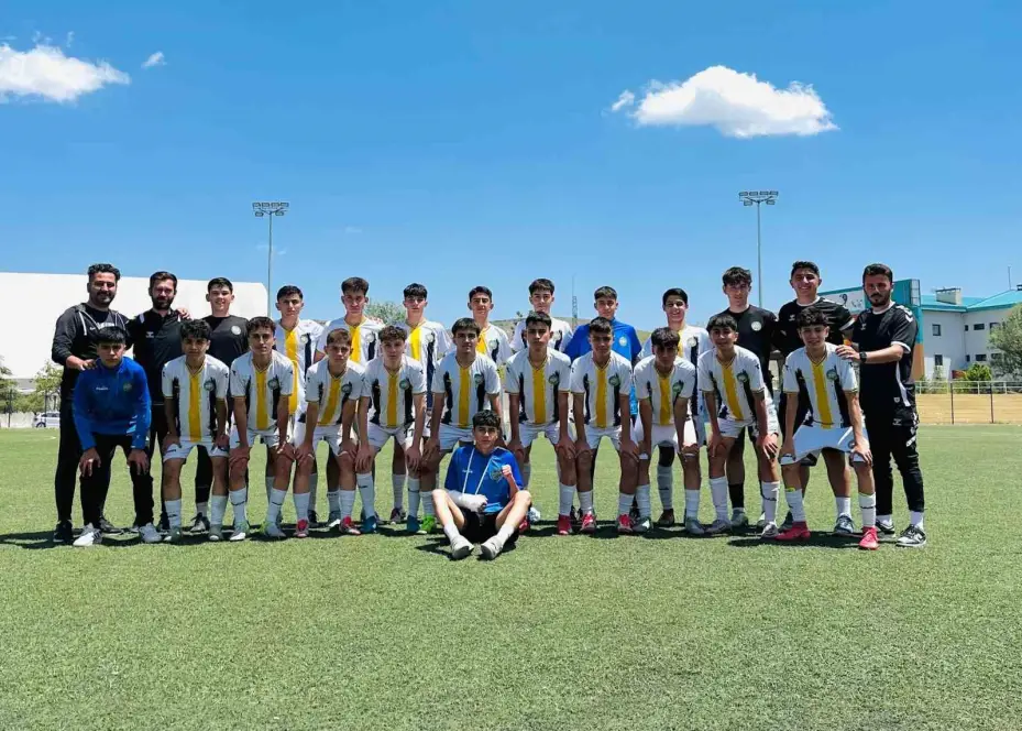 Şampiyonun adı değişmedi; Talas Belediyespor