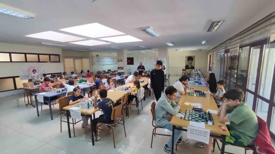 Niğde’de 19 Mayıs Satranç Turnuvası Tamamlandı