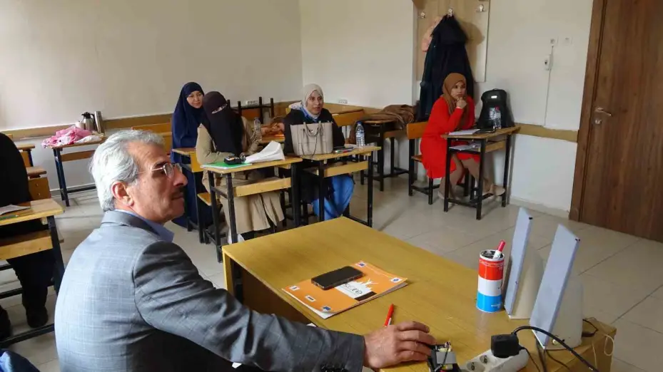 Yozgat’ta yabancılar dil seferberliğiyle Türkçe öğreniyor