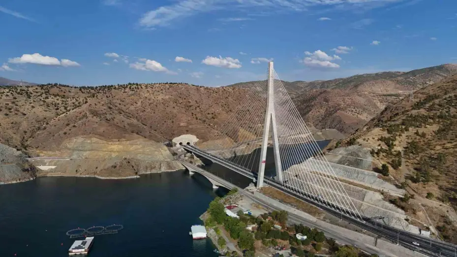 23 yılda 4 bin 75 yeni köprü