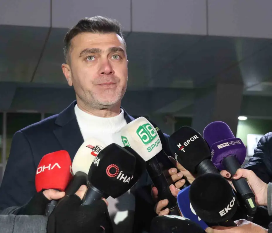 Sivasspor Asbaşkanı Kurbanoğlu: "FIFA yasağı geçici, çözüm için çalışıyoruz"