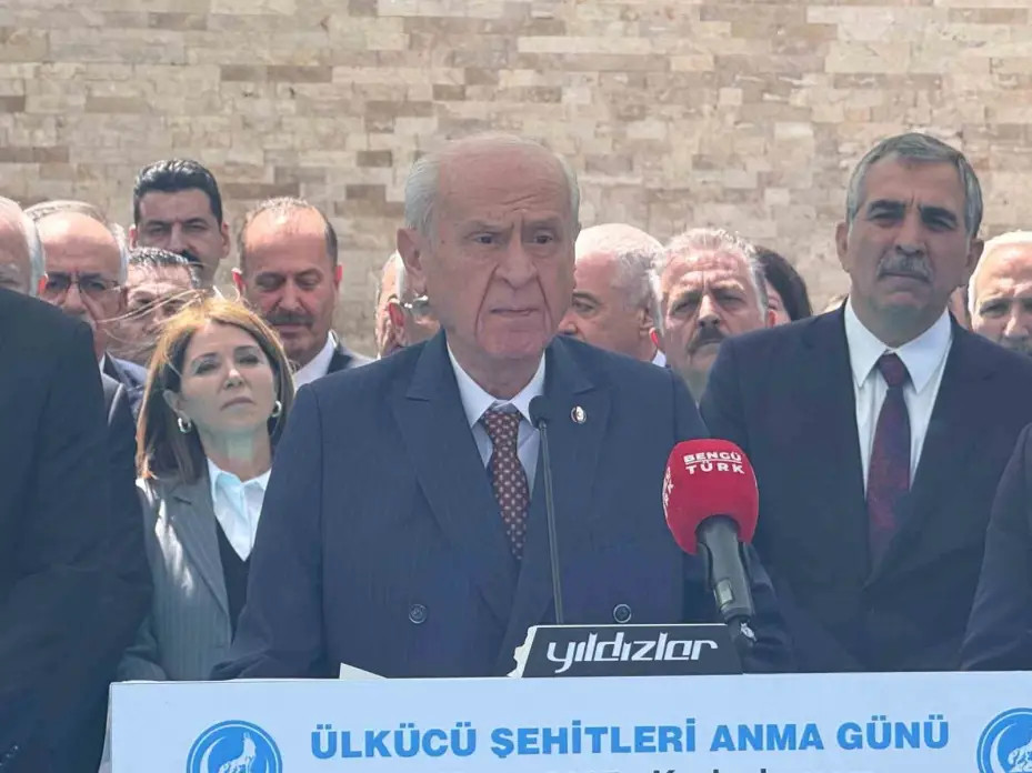MHP Lideri Bahçeli, Ülkücü Şehitler Anıtı’nı ziyaret etti