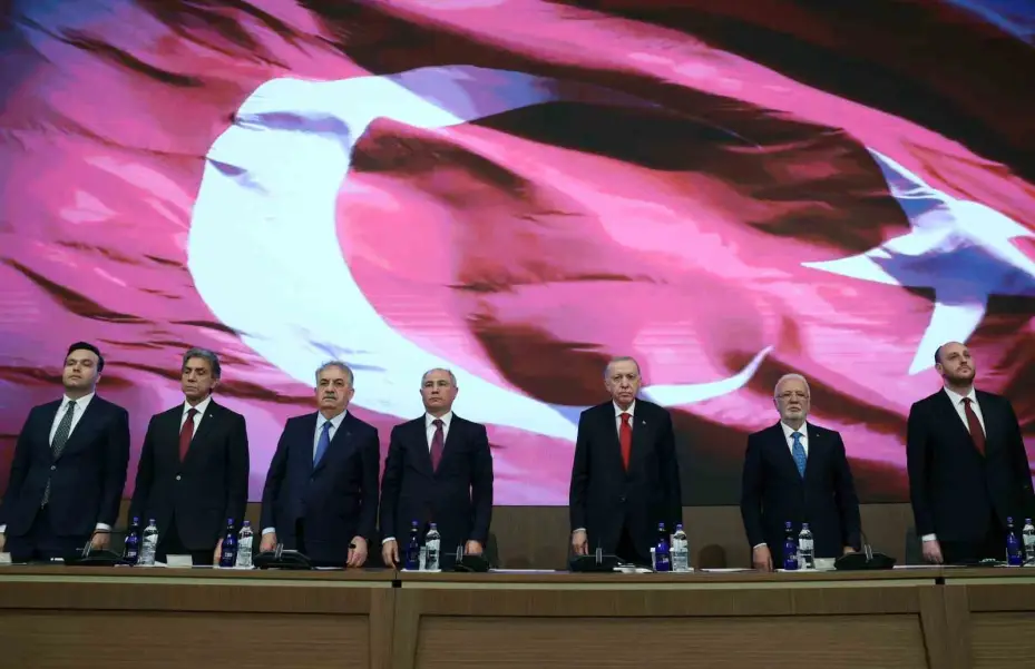 Cumhurbaşkanı Erdoğan: "Yeni anayasayı evrensel ölçüleri yansıtan eksiksiz bir hürriyetler listesi olarak aziz milletimizin ve demokrasimizin envanterine katmakta kararlıyız"
