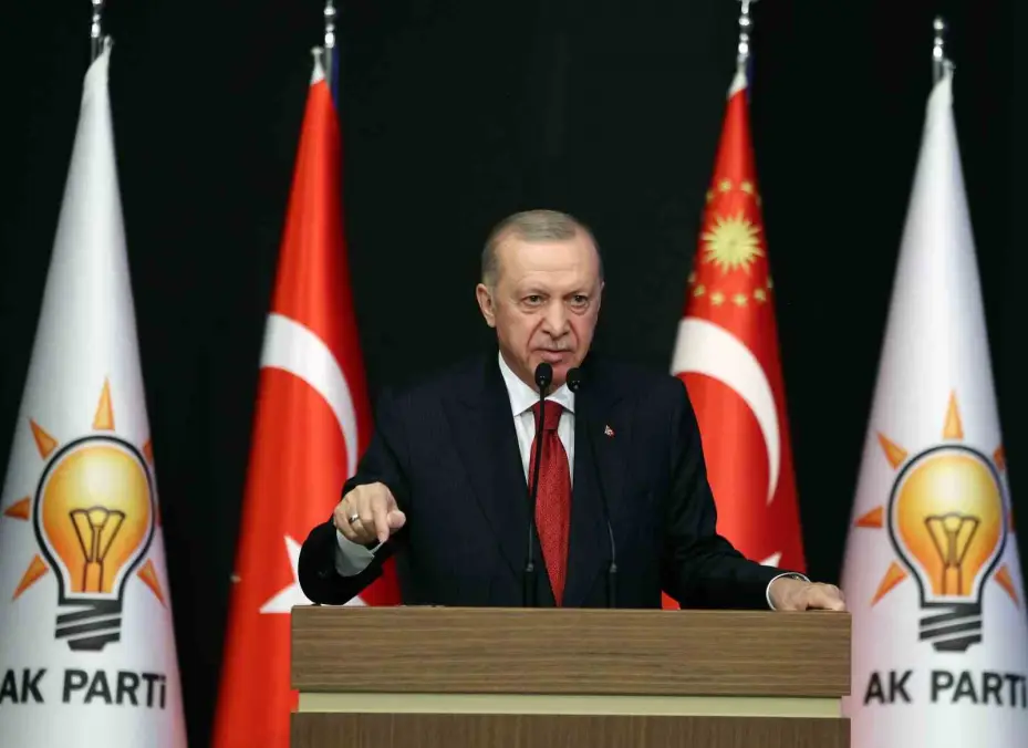 Cumhurbaşkanı Erdoğan: "Yeni anayasayı evrensel ölçüleri yansıtan eksiksiz bir hürriyetler listesi olarak aziz milletimizin ve demokrasimizin envanterine katmakta kararlıyız"