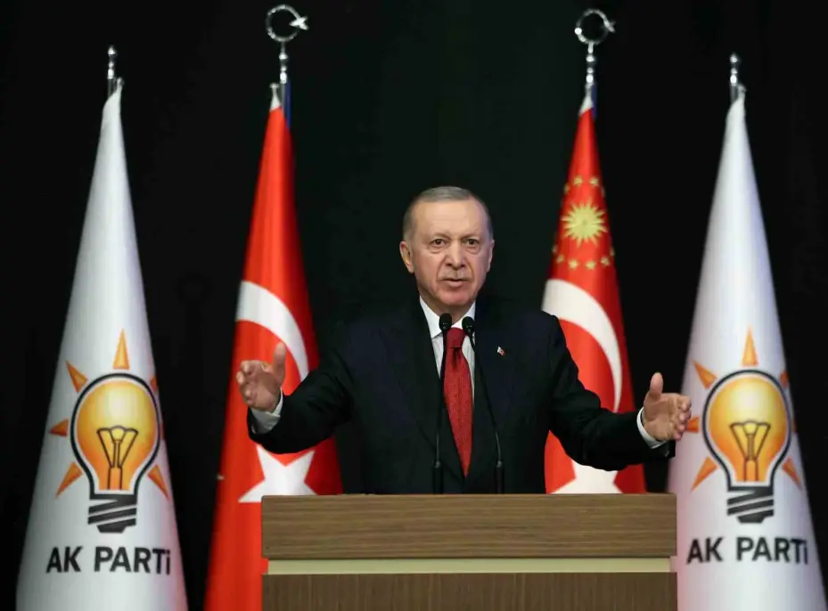 Cumhurbaşkanı Erdoğan: "Yeni anayasayı evrensel ölçüleri yansıtan eksiksiz bir hürriyetler listesi olarak aziz milletimizin ve demokrasimizin envanterine katmakta kararlıyız"
