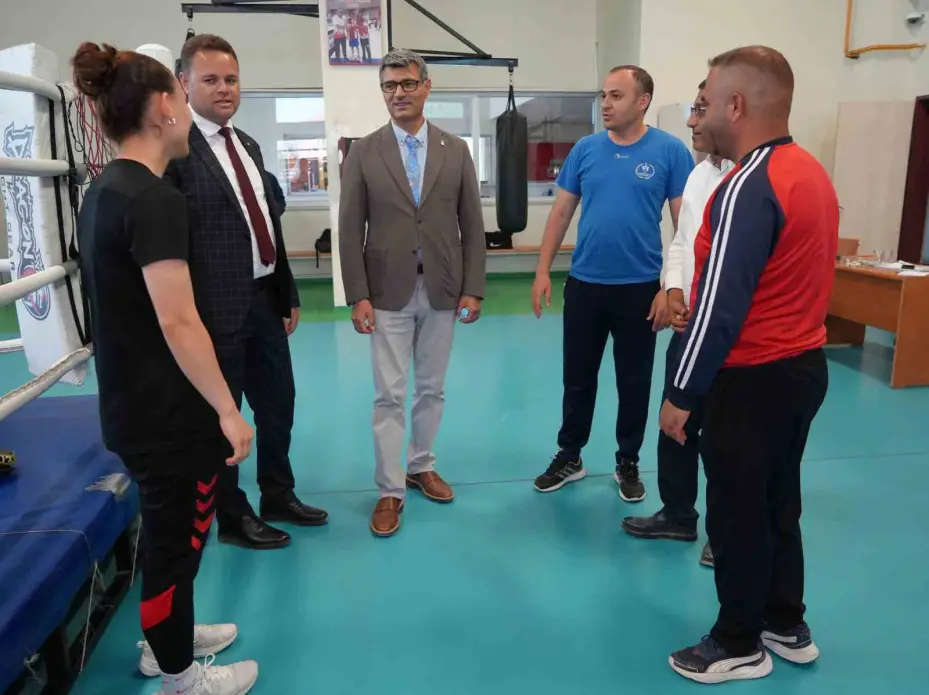 Milli atıcı Dikeç’ten veda sinyali: "2028’de altın madalyayla bu sporu bırakmayı düşünüyorum"