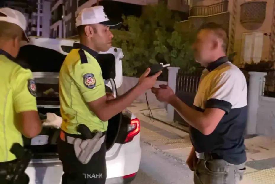 1.24 promil alkollü yakalandı, "Ekmeğimle oynuyorsunuz" dedi