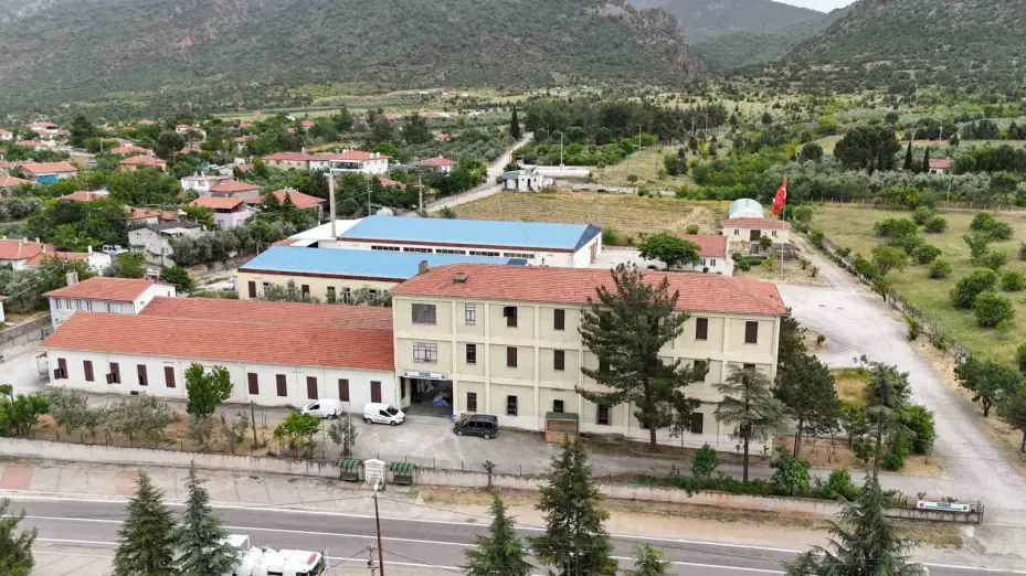 İpekböceği ırkları üzerinde ıslah çalışmaları