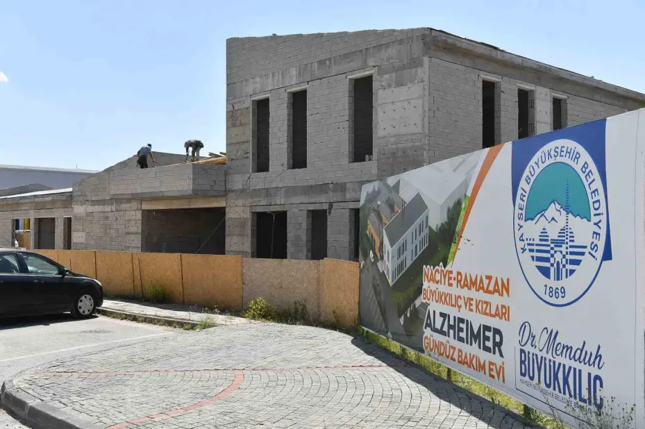 Başkan Büyükkılıç’tan Alzheimer’a özel sağlık yatırımı: İnşaatta son aşamaya gelindi