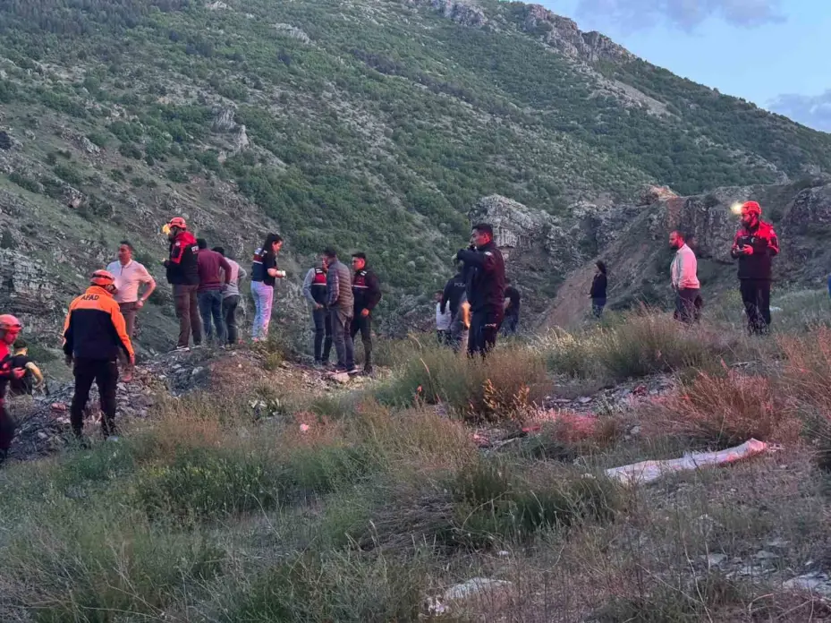Konyalı kayıp öğretmen uçurumda ölü bulundu