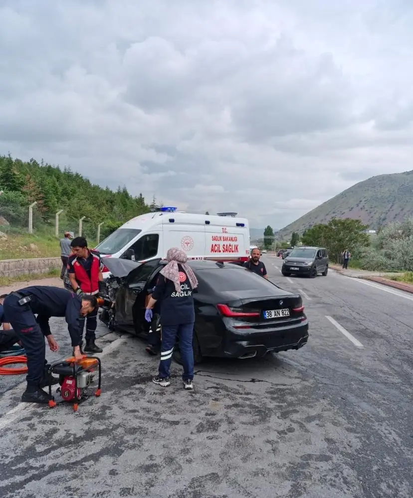 Kayseri’deki trafik kazasında ölü sayısı 2’ye yükseldi