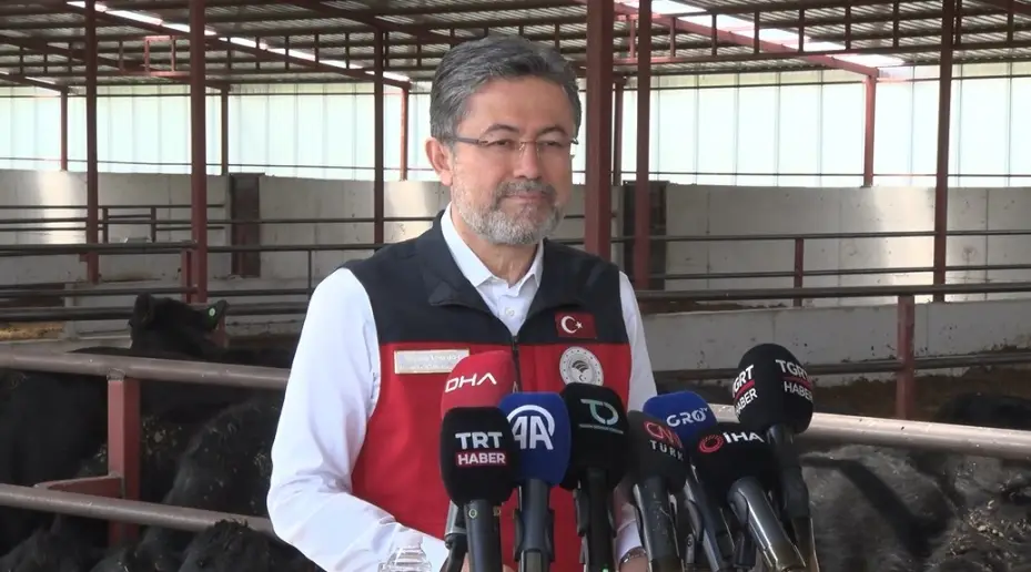 Bakan Yumaklı: "Hayvan başına aylık 1500 lira, yıllık toplam 18 bin lira bakım ve besleme desteği vereceğiz"