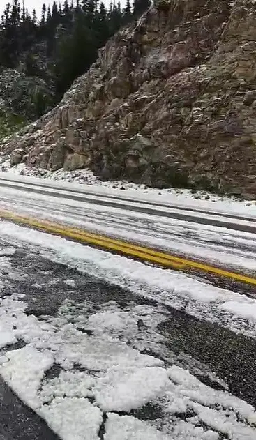 Konya-Antalya karayolunda dolu yağışı etkili oldu
