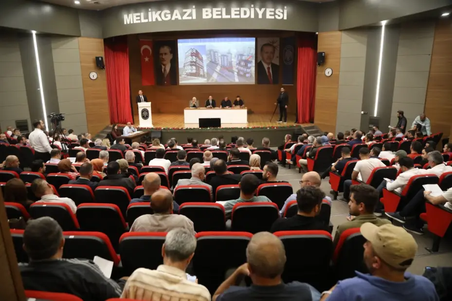 Vatandaşlar Melikgazi’nin benzersiz finans modeli ile ev sahibi olmaya devam ediyor