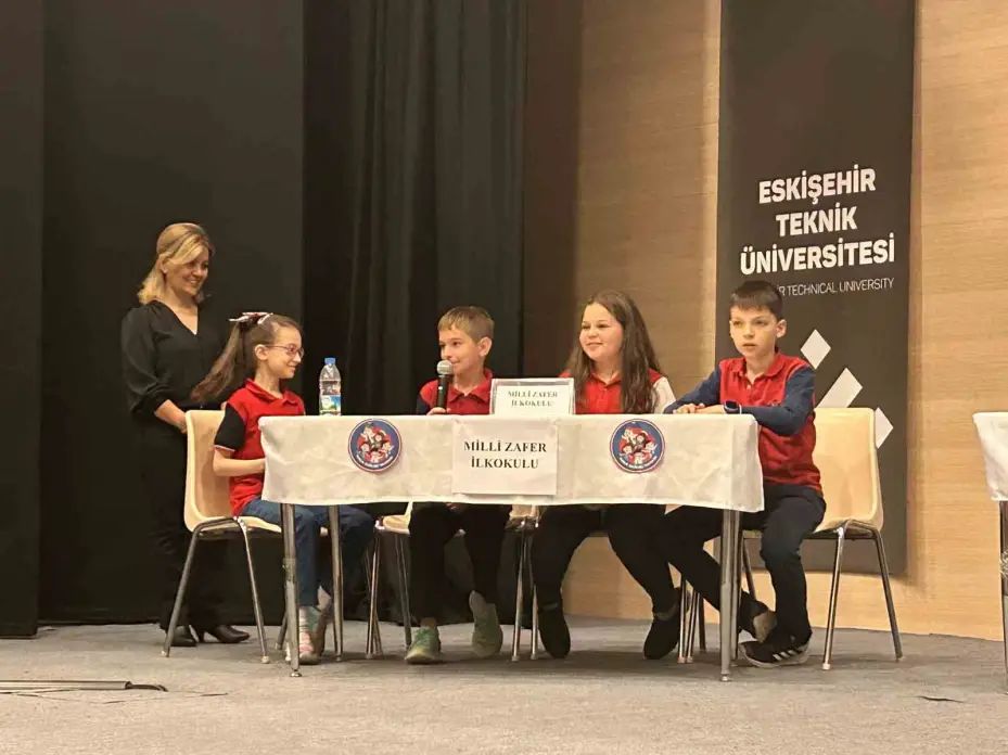 Halk Sağlığı Bilgi Yarışması Finali’nde minikler hem yarıştı, hem de öğrendi