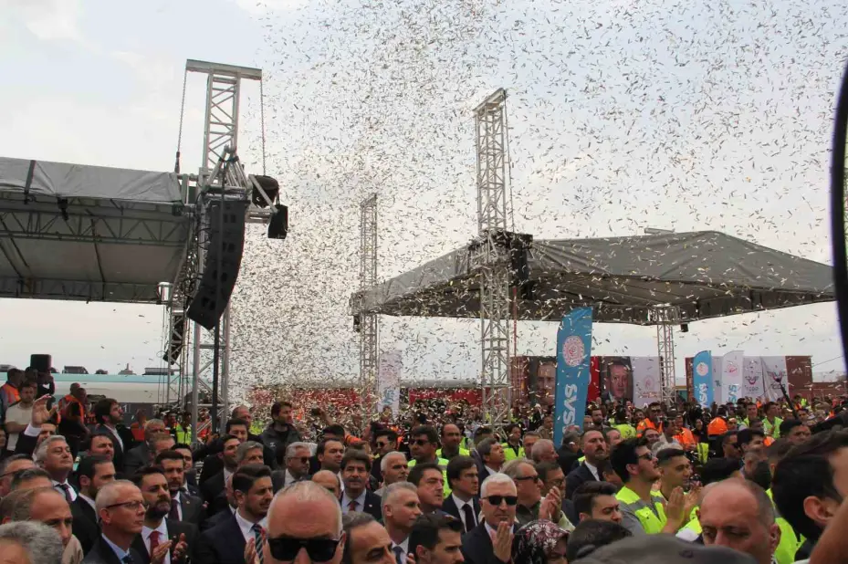 Bakan Uraloğlu, TÜRASAŞ Araç Teslim Töreni’ne katıldı