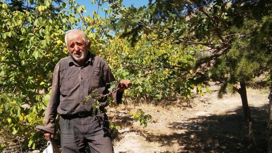 Konya’da binlerce fidanı toprakla buluşturan Orman Dede’ye veda