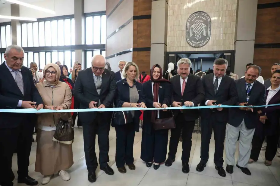 Melikgazi’de el emeği, göz nuru eserler görücüye çıktı